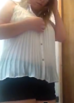 La tía envía video por error a su sobrino y este lo pasa. 13