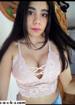 Imperdibles videos de esta tetona hermosa 20
