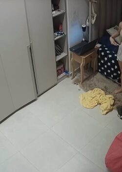 càmara de seguridad le hace videos a la morra. 25