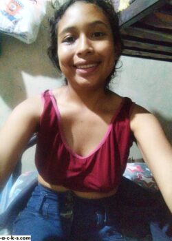 Putipobre hace pack con videos y fotos calientes. 23