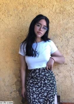 Werita tímida hace rico pack casero muy traviesa. 20