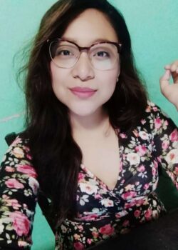 Se hace la tímida y es una zorrita cuando estamos solos 9