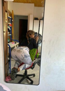 Pendeja trola culona manda nudes al novio 23