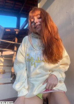 La ternurita de la casa hace videos prohibidos. 20