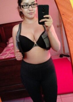 Aylu morra mexicana cogiendo en motel 19