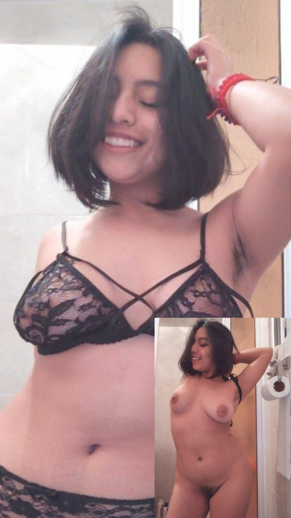 Hermosa adolescente colegiala atrevida desnuda 4