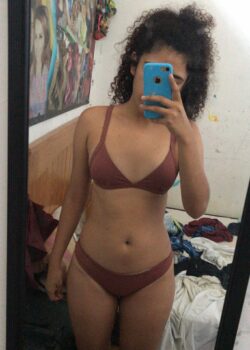 Morra de secundaria se filtra cogiendo con su amigo 9