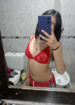 Pendejita de 18 añitos se filtra su pack 13