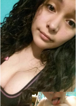 Pendeja colegiala de apenas 18 añitos tiene ricas tetas 13