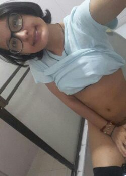 Luciana pendeja putita enseñando su rico cuerpo 12