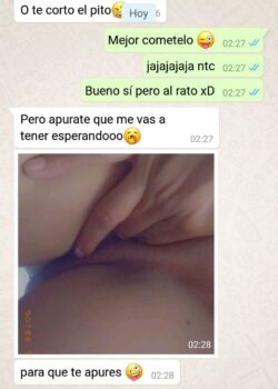 Morra putita pasa nudes y videos por chat. 6