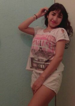 Chavita filtrada posando rico desnuda en cam. 18