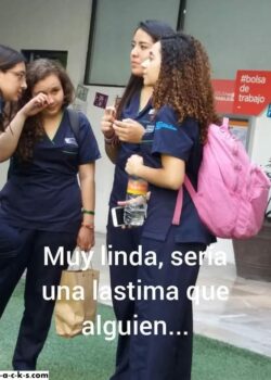 Morra estudiante filtrada con su pack prohibido. 25